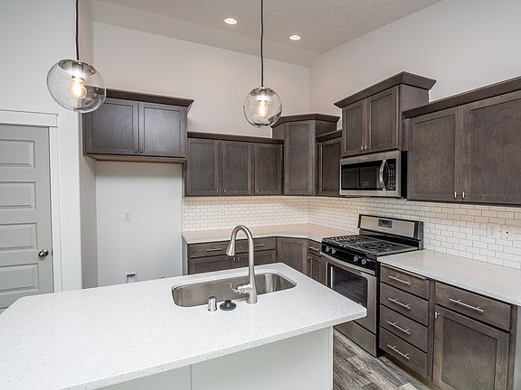 2nd image of 6224 Melita Ln