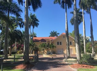 1205 Caloosa Dr, Fort Myers, FL 33901