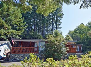 17844 Rainbow Rock Rd, Brookings, OR 97415
