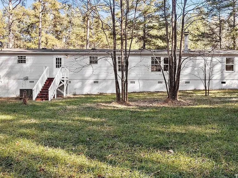 77 N Skylark Ln — Photo 2