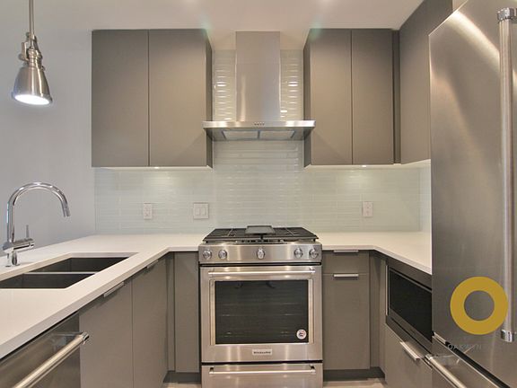 3rd image of 2130 Saint Johns St