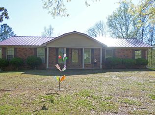 1025 Highway 16, Vina, AL 35593