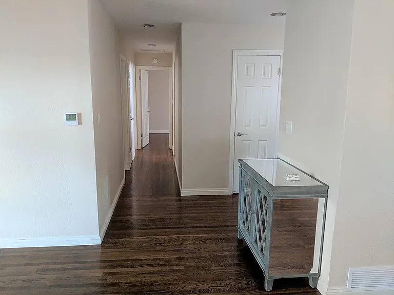 8631 Fireside Ave — Photo 4
