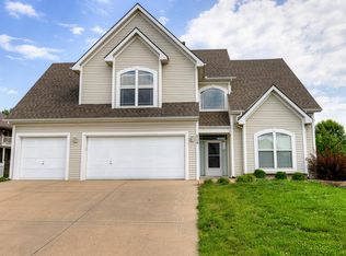 714 Lucille St, Liberty, MO 64068