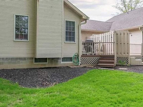 2nd image of 211 Talsman Dr Unit 3