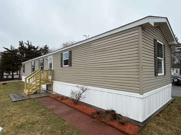 2900 Cranberry Hwy Unit 42, East Wareham, MA 02538