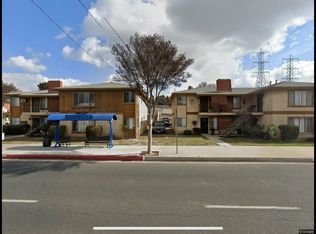 17902 Clark Ave #B, Bellflower, CA 90706