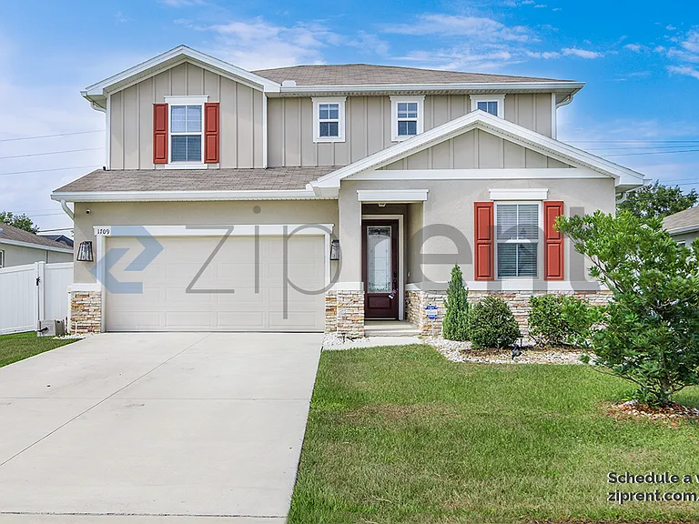 1709 Hilltop Dr — Photo 1