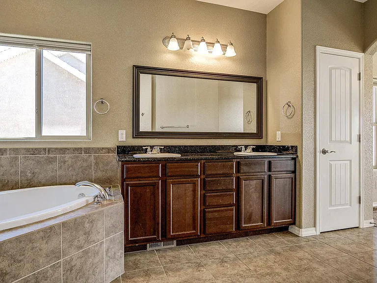 884 Black Arrow Dr — Photo 11