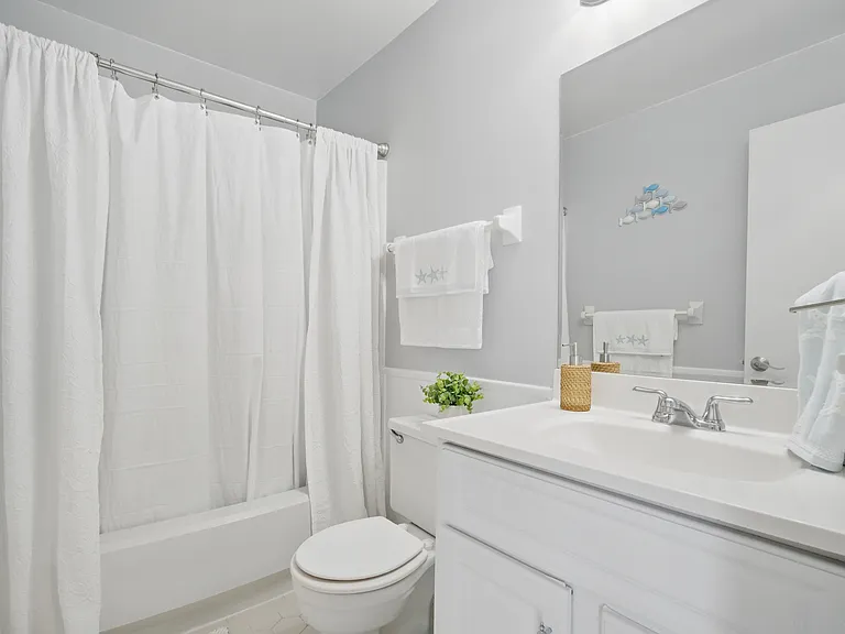 Common Bathroom