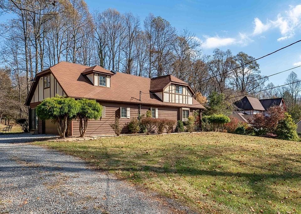 1st image of 126 Olgia Ln