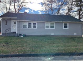 20 Beverly St, Dartmouth, MA 02747