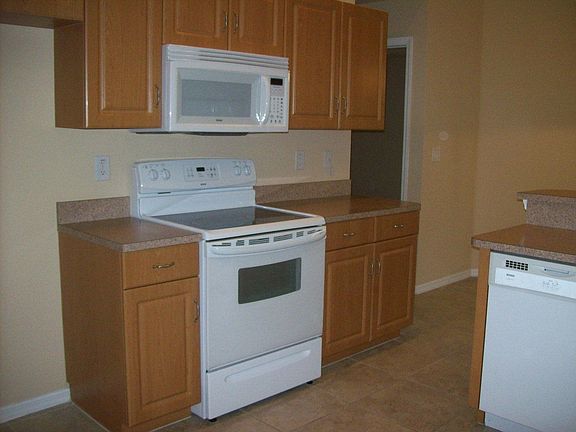 5th image of 1037 Joponica Ave S