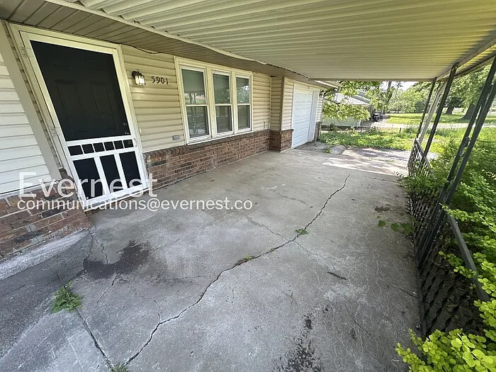 5901 E 83rd St — Photo 36