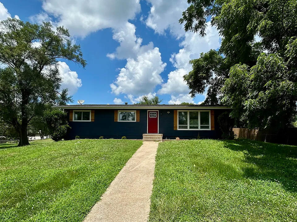 1710 NE Luther Rd