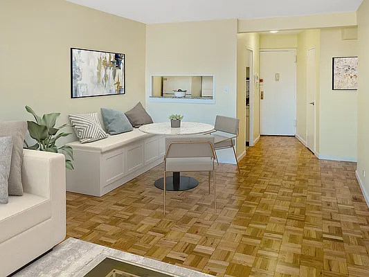 Sold by Barshay Brokerage | media 3