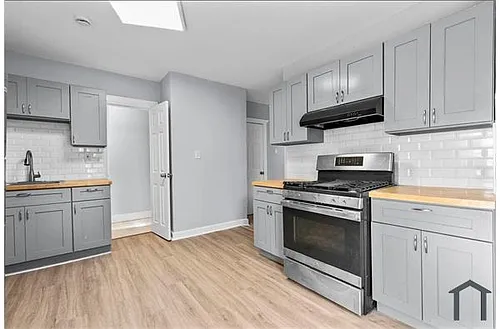 748 Maple St #3 Photo 1