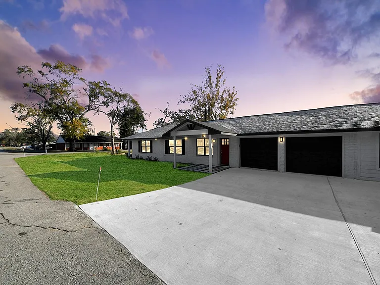 9261 Autauga St — Photo 22