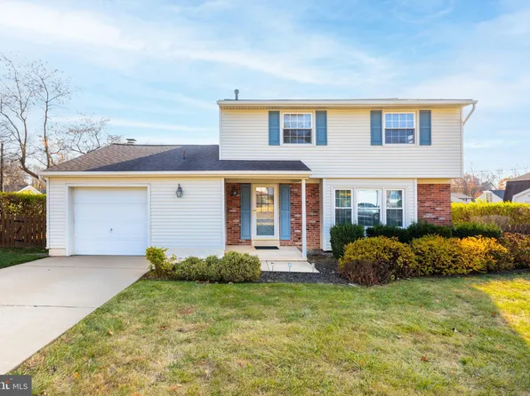 413 Hudson Dr, Newark, DE 19711