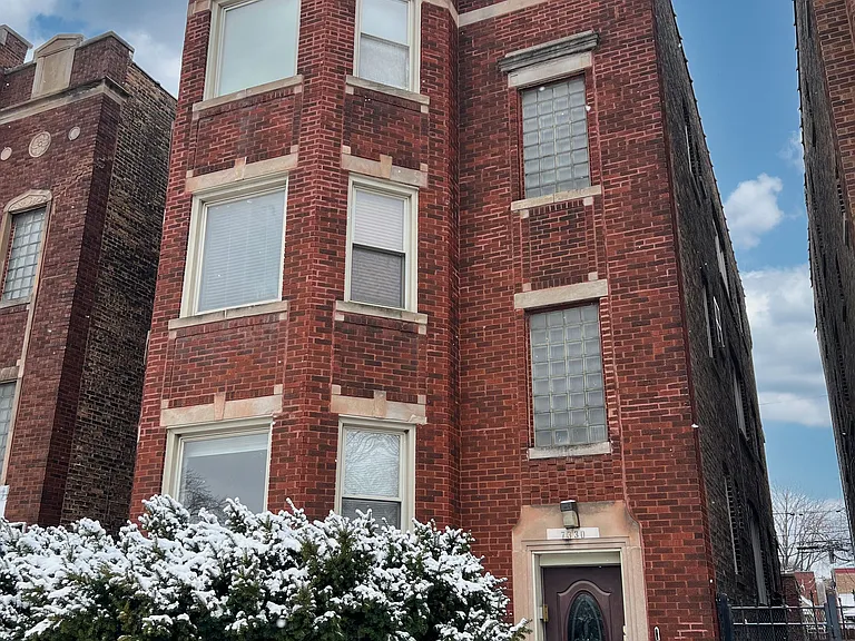 7330 S Campbell Ave #1 — Photo 1