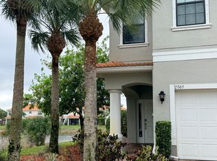 15365 Summit Place Cir, Naples, FL 34119