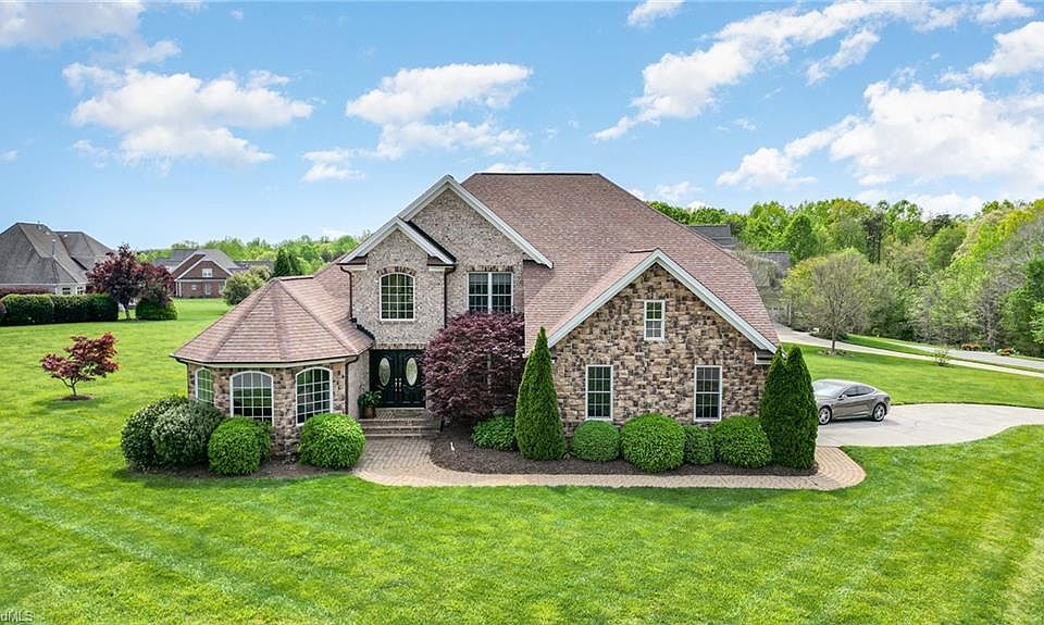 1st image of 7477 Henson Forest Dr