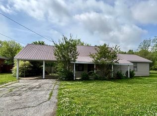 614 Pocahontas Rd, Walnut Ridge, AR 72476