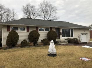 30 Chesler Sq, Succasunna, NJ 07876