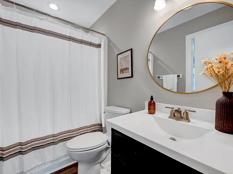 150 Carmichael Ct #150 — Photo 9