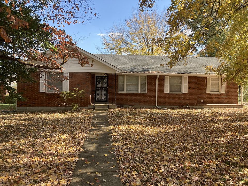 1st image of 27 Lealand Dr
