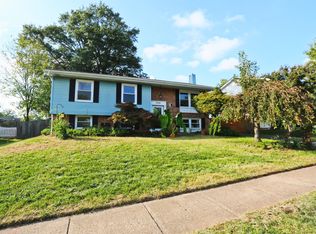 709 N Amelia St, Sterling, VA 20164