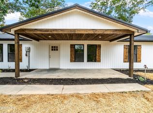156 Leisure Ln, Kingston, TN 37763