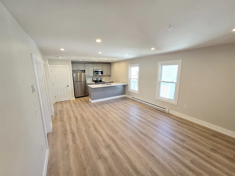 24 Cutts St #302 — Photo 1