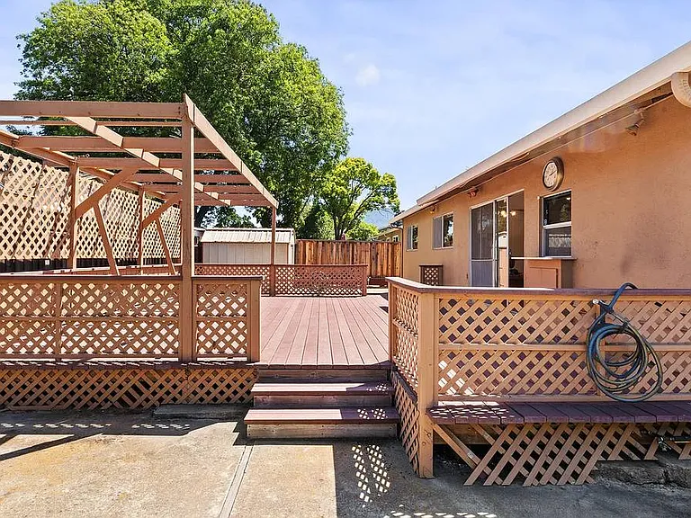 5515 Pennsylvania Blvd — Photo 13