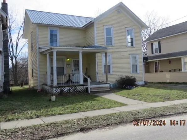 215 Tyler St, Athens, PA 18810