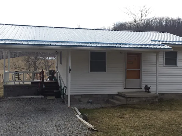 892 Stringtown Rd, Belington, WV 26250