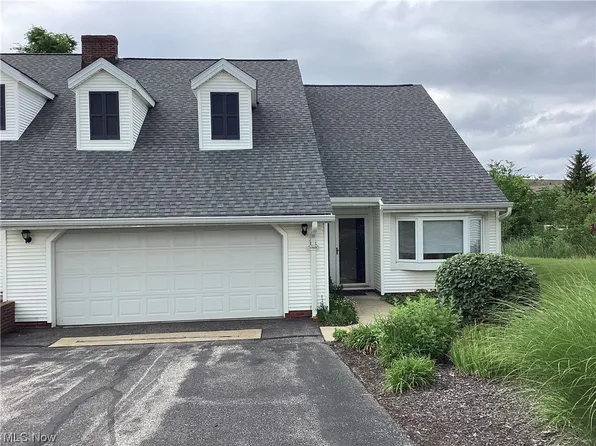 5740 Emerald Ridge Pkwy APT B, Solon, OH 44139