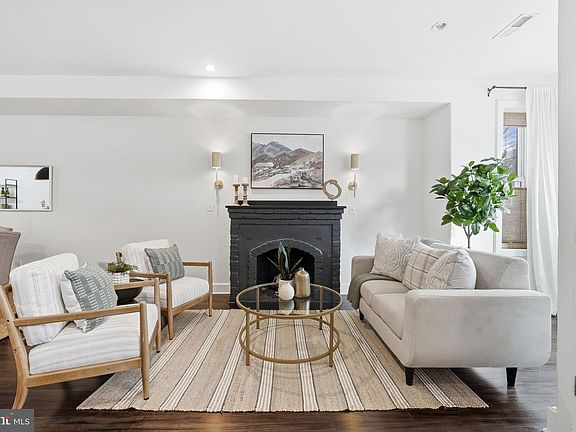 4th image of 1215 W St NW