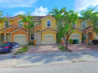 16640 SW 79th Ter, Miami, FL 33193