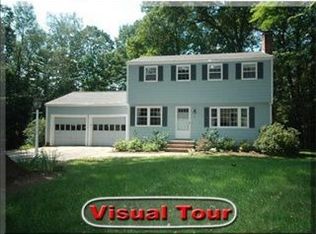8 Twinbrook Cir, Andover, MA 01810