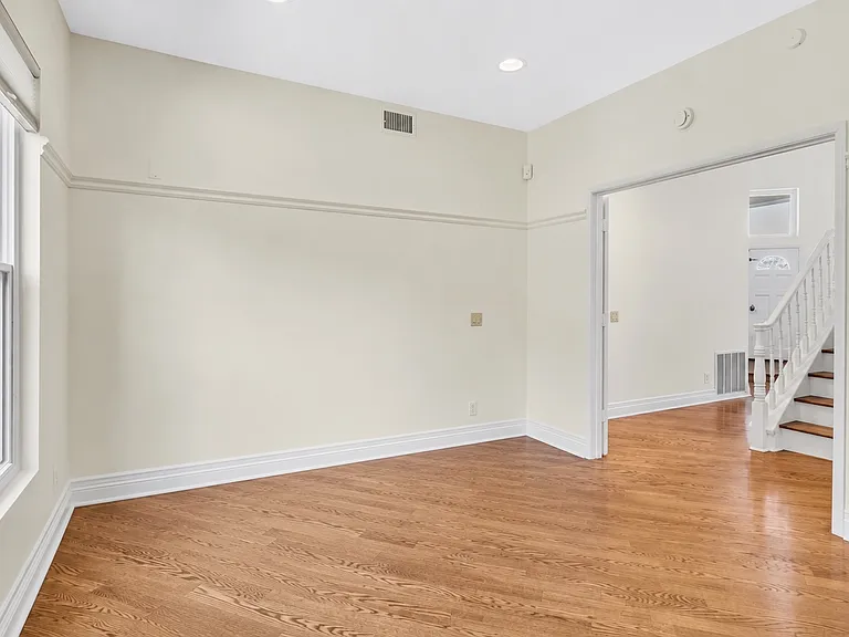 12218 Picrus St — Photo 16