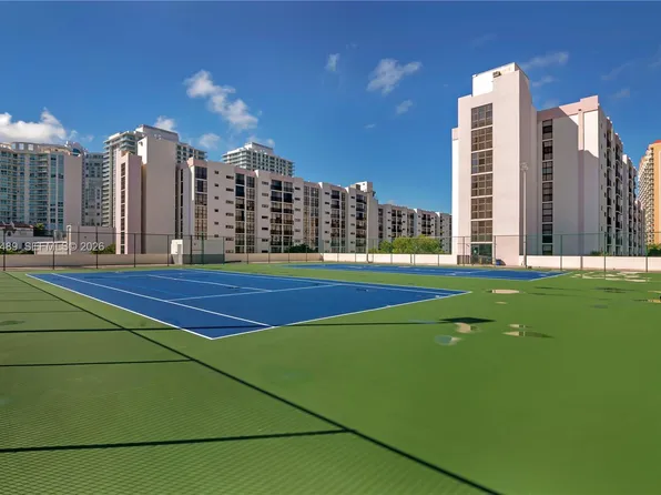 16919 N Bay Rd, Sunny Isles Beach, FL