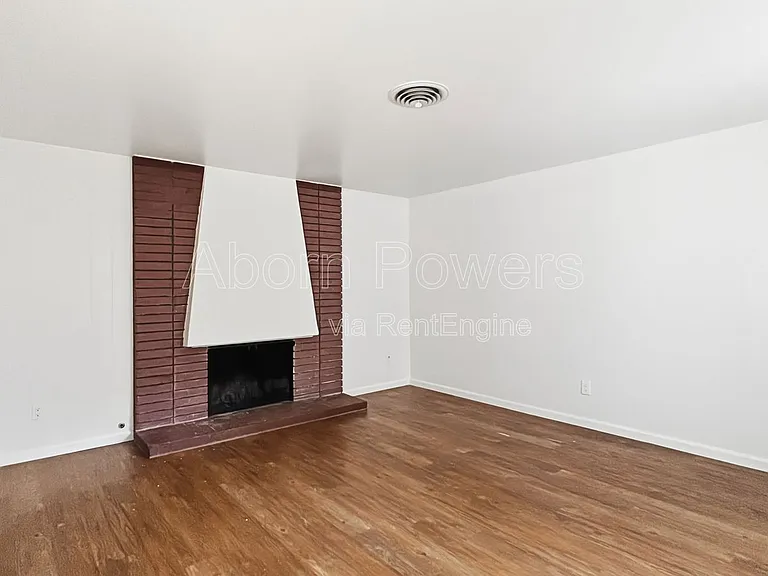 5441 Olympic Way — Photo 3