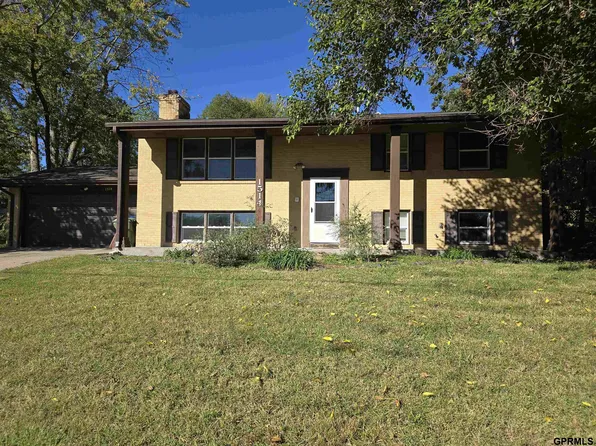 1514 Betz Rd, Bellevue, NE 68005