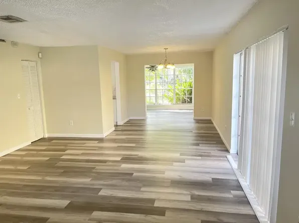 9503 SW 88th Ter, Miami, FL