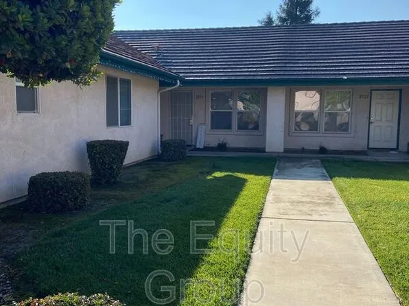 2519 W Oriole Ave, Visalia, CA 93291