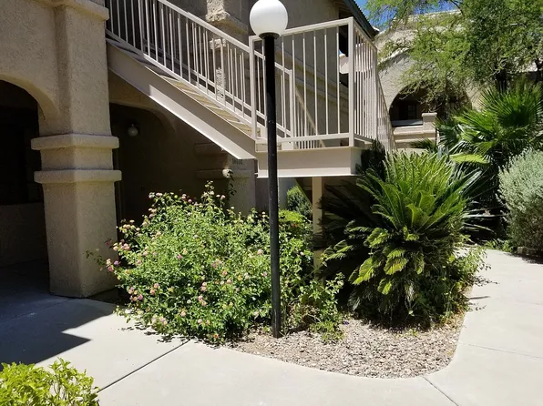 101 S Players Club Dr, Tucson, AZ 85745
