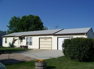 1921 N Jackson Ave, North Platte, NE 69101