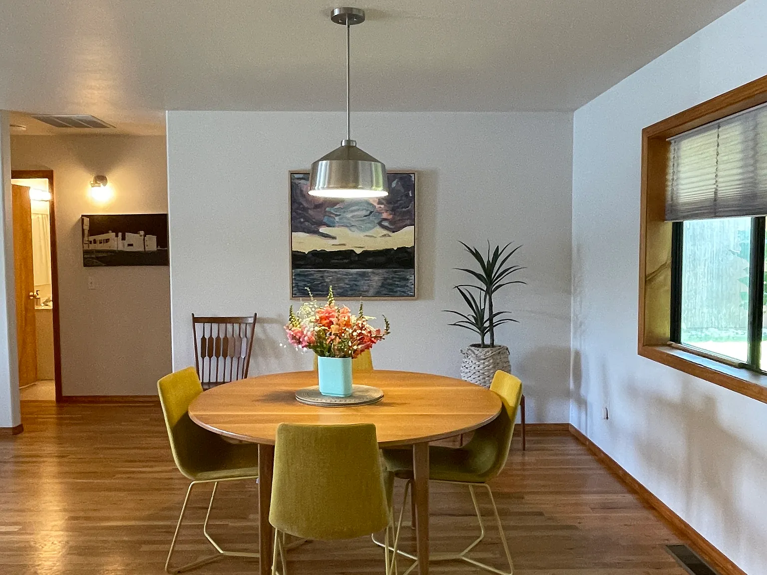 3 bed, 1576 sqft, $2,825 — Photo 4