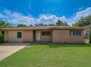 3620 Easy St, Houston, TX 77026
